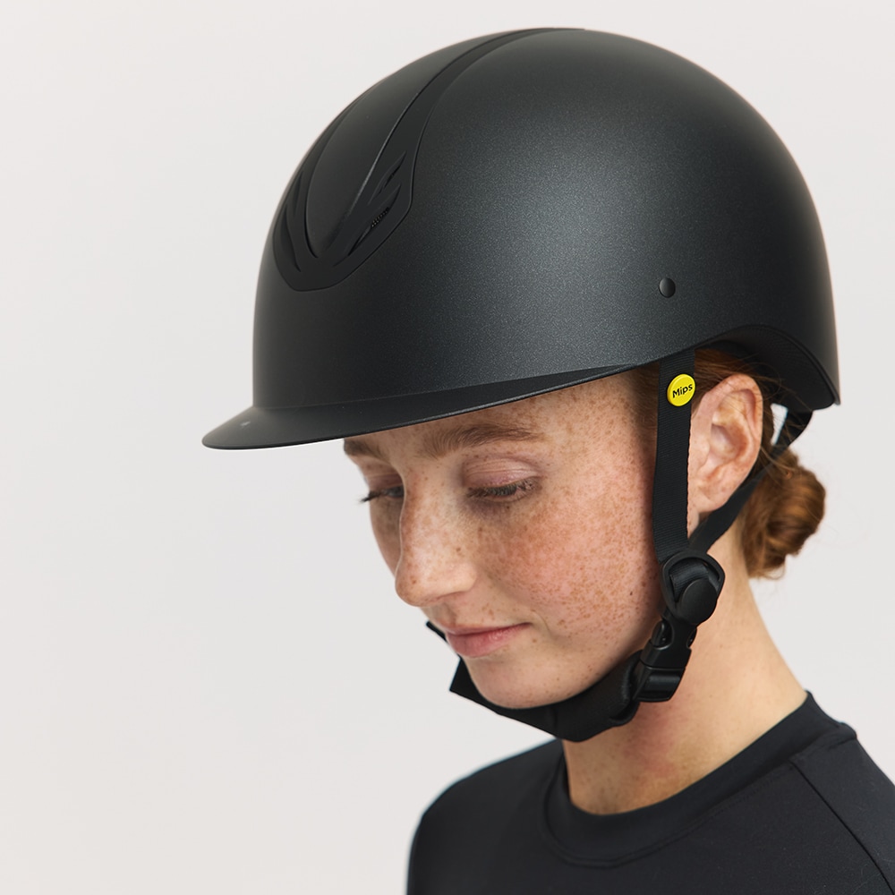 Ridhjälm  EN1384:2023 Ovation Solid Mips CRW®