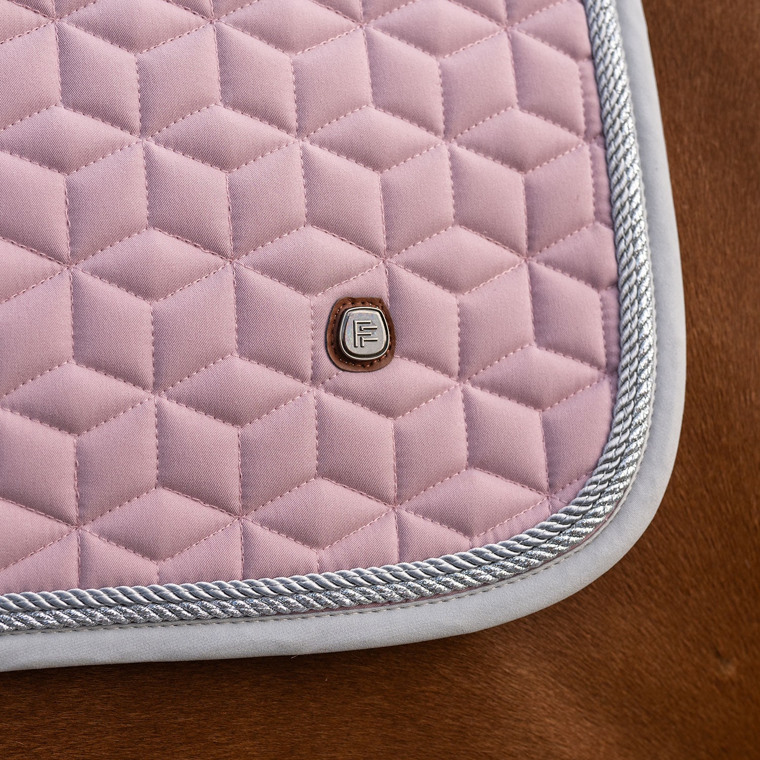 Dressyrschabrak  Gleneagle Fairfield®