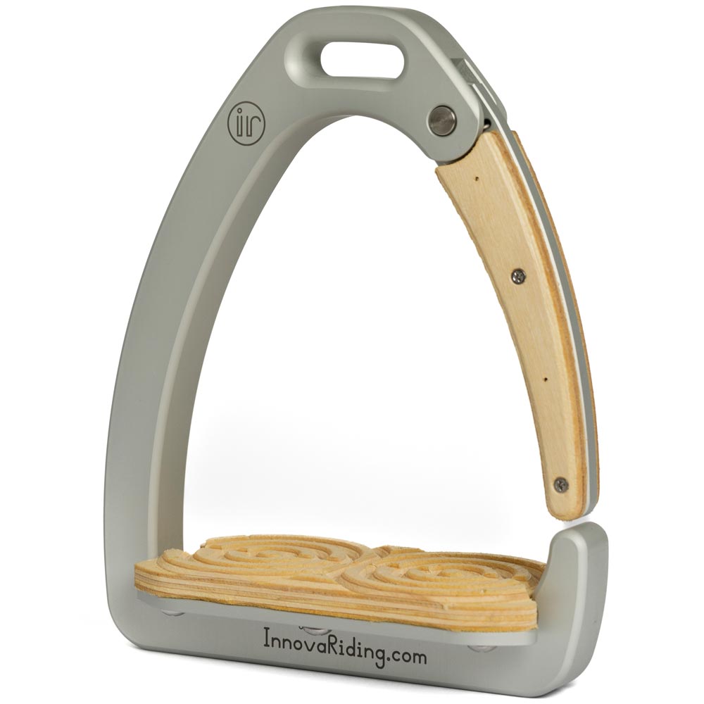 Stigbyglar  Aria Innova Riding